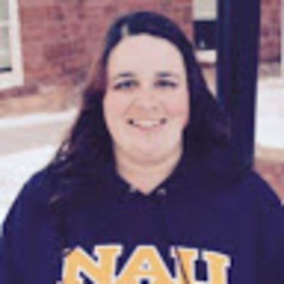 Meet your Posher, Lauren - Picture 1 of 1